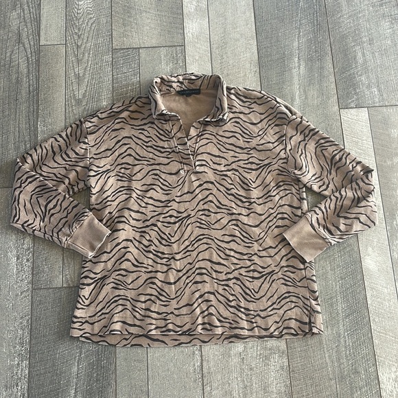 Jane & Delancey Size Large Long-Sleeve Zebra Printed Top - Picture 7 of 7